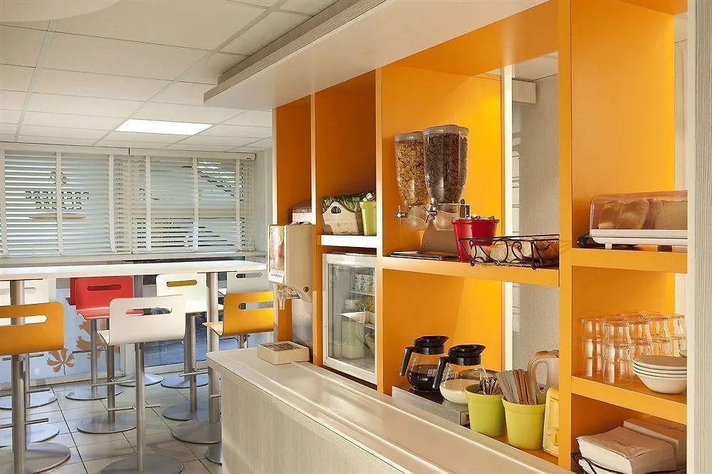 Premiere Classe Lyon Est Aeroport Saint Exupery Hotel