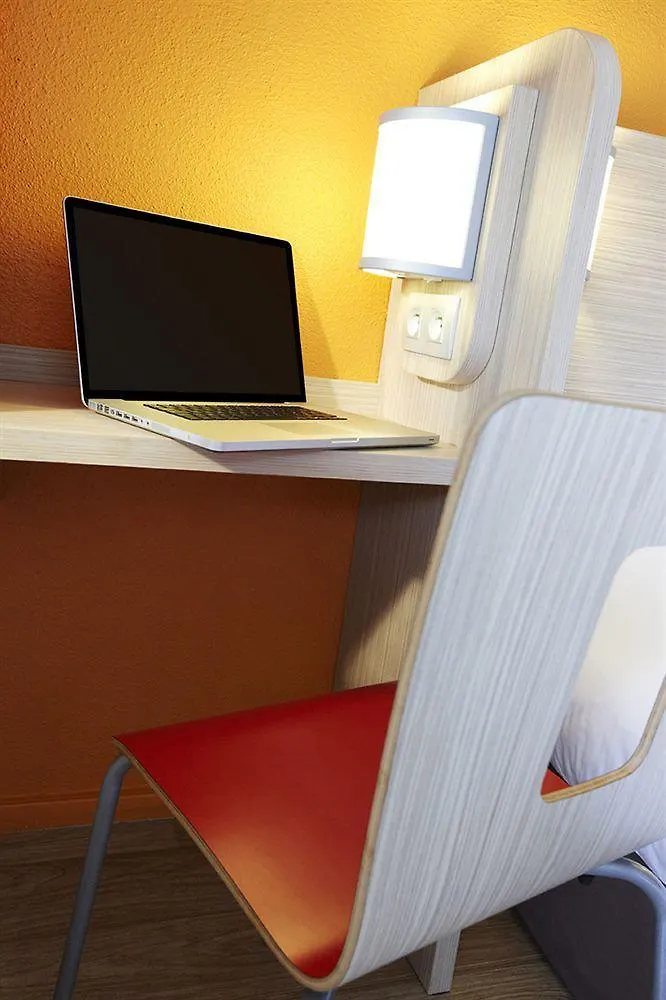 Hotel Premiere Classe Lyon Est Aeroport Saint Exupery