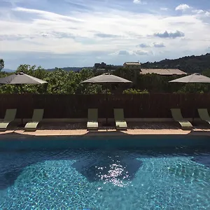 https://la-cheneraie-greoux-les-bains.fr-provencehotel.com